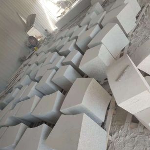 武汉 白麻花岗岩异形坐凳