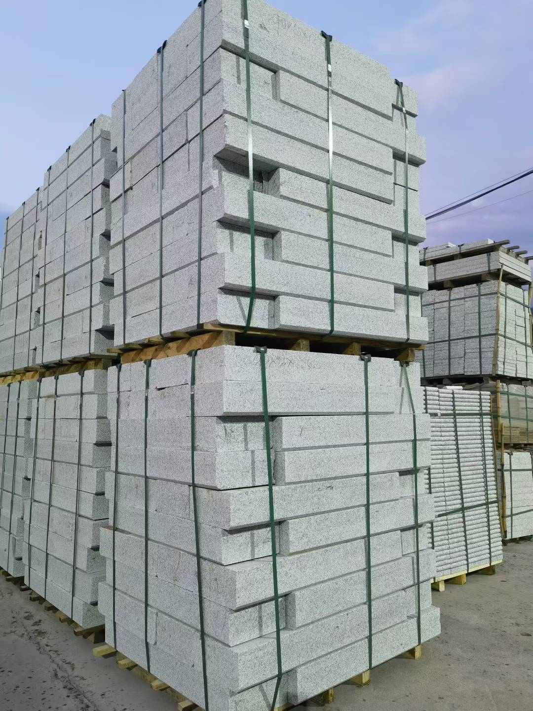 武汉 芝麻白花岗岩路沿石，路缘石，路肩石，道牙，立缘石，马路牙子，街沿石，侧石等