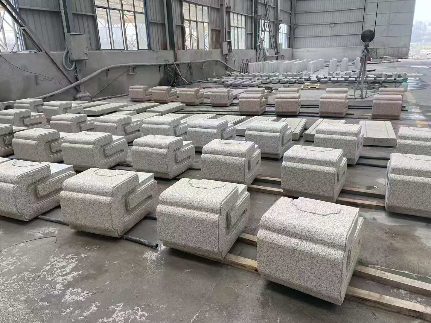 武汉 白麻花岗岩异形加工-石凳，坐凳