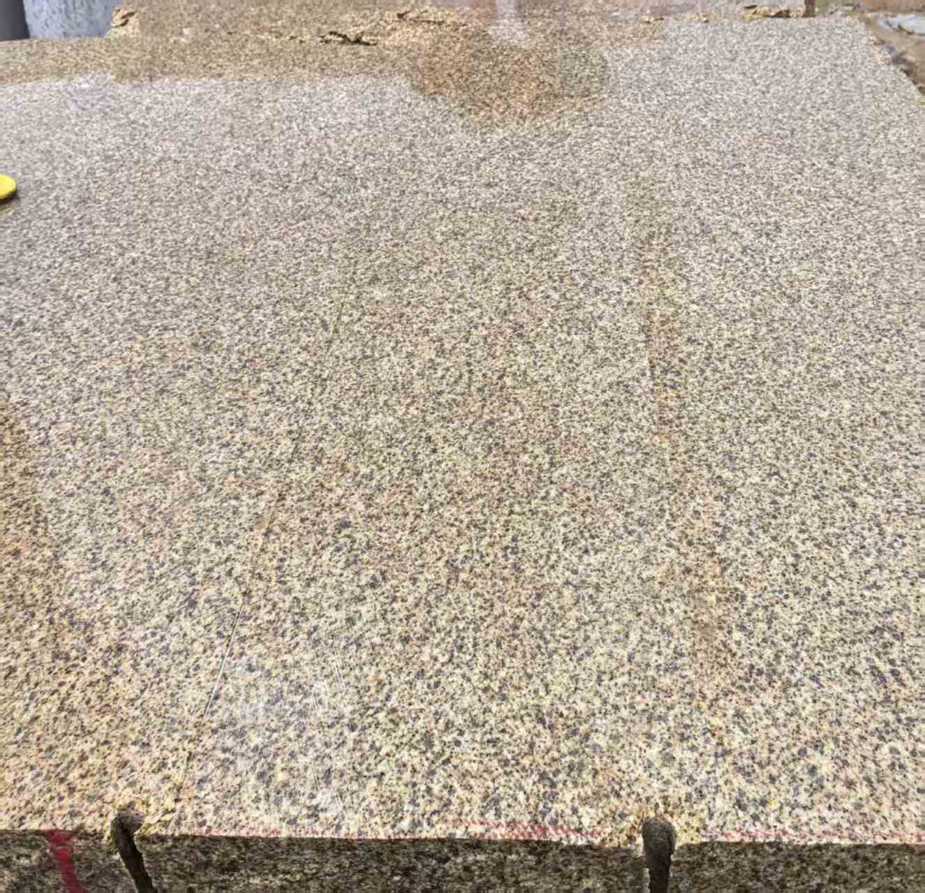 武汉 黄金麻花岗岩石材方料