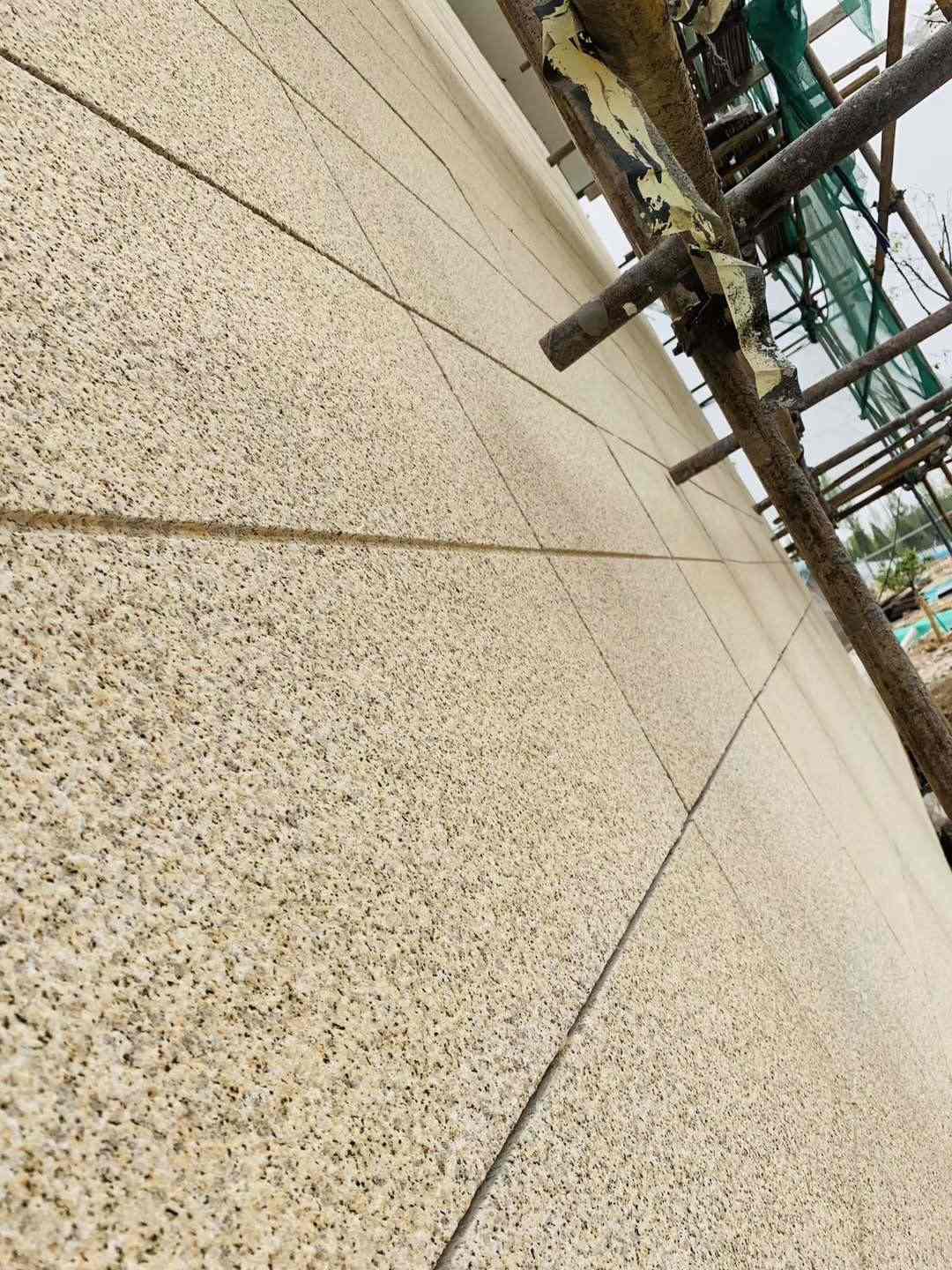 武汉 黄金麻花岗岩荔枝面外墙干挂石材效果示例