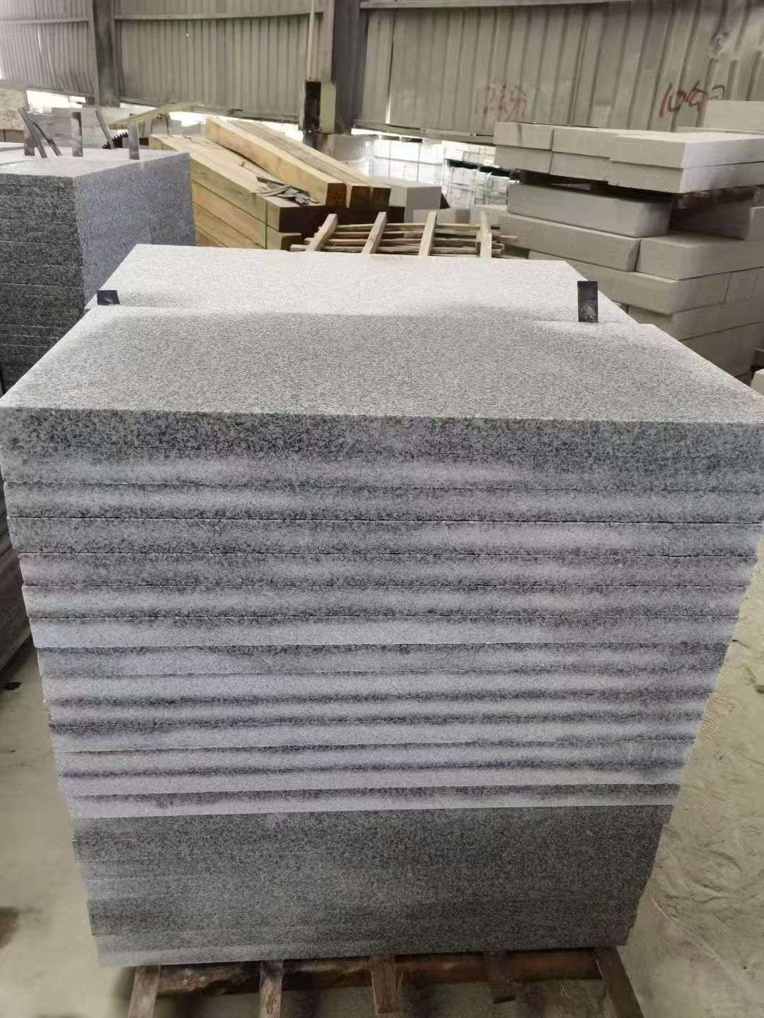 武汉 芝麻白5公分火烧地铺成品，900*400，规格可定制